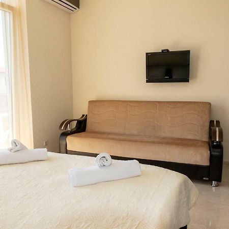 Orbi Apartment Ruslan Batumi Exterior photo